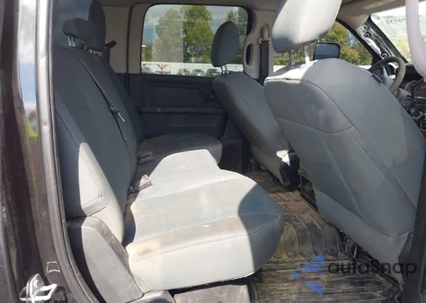 2018 Ram 2500 Tradesman 4X4 6'4 Box from USA, damaged, VIN 3C6UR5CL2JG338031